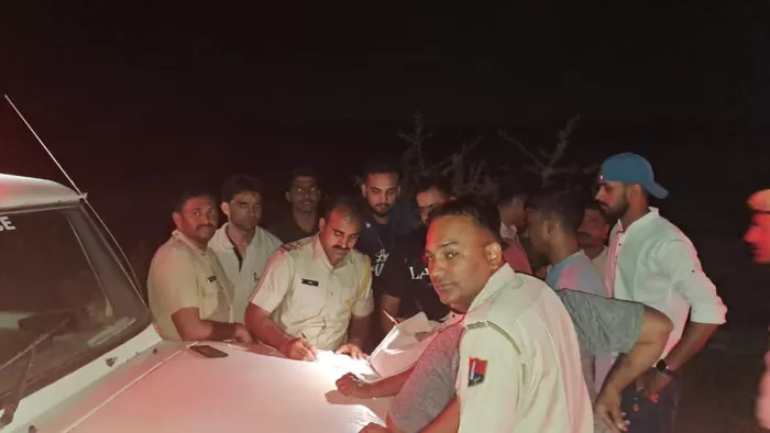 Youtuber एल्विश यादव से कोटा पुलिस ने की पूछताछ, उसके बाद छोड़ा; नोएडा पुलिस को भी दी गई सूचना