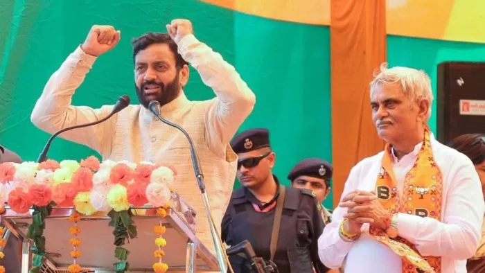 सीएम नायब सैनी ने पराली जलाने के लेकर पंजाब पर साधा निशाना।
