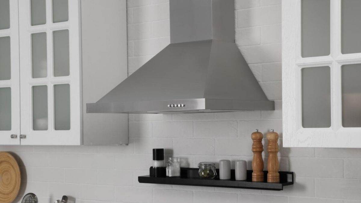 https://www.jagranimages.com/images/newimg/04112024/04_11_2024-top_selling_chimney_brand_23825756.jpg