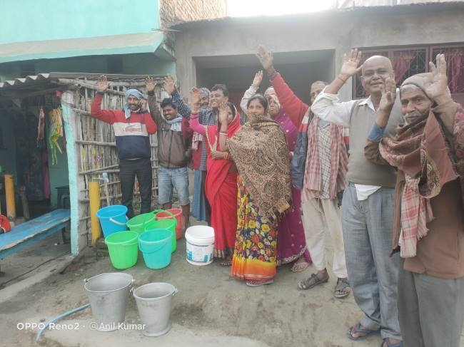 मुरौल में पेयजल संकट, ग्रामीणों ने किया प्रदर्शन