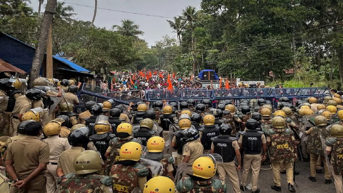 अदाणी पोर्ट पर केंद्रीय बलों की तैनाती को लेकर केरल सरकार और संगठन में मतभेद, मंत्री ने कहा- न करें विरोध