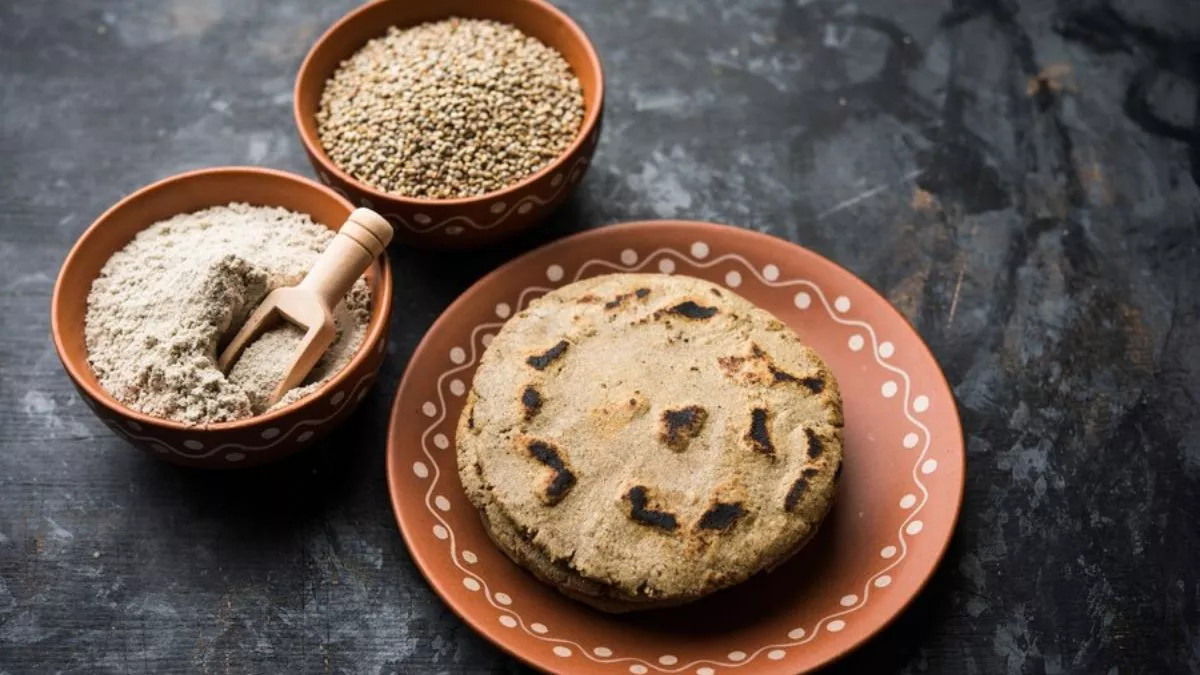 Bajra Benefits: सर्दियों में फिट रहने के लिए खाएं बाजरे की रोटी, मिलते हैं कई फायदे