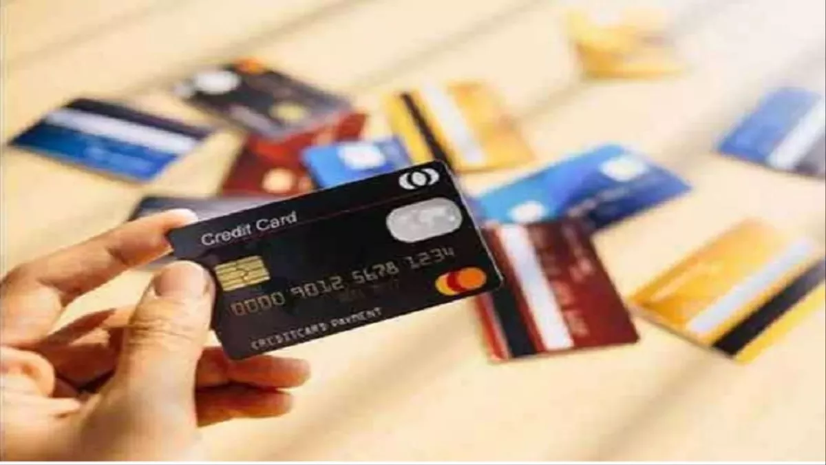 तलाक के बाद पति ने पत्नी के नाम से बनवा लिया क्रेडिट कार्ड