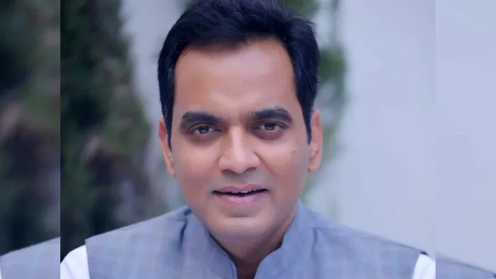 नोएडा विधायक पंकज सिंह ने मध्य प्रदेश में विदिशा से भाजपा को दिलाए पांच विधायक