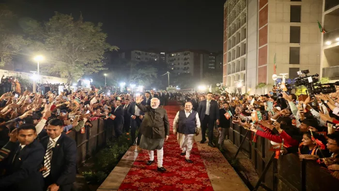 एलान किया था। योगी कर्वधा, भानुप्रतापपुर, सुकमा, बस्तर, राजनांदगांव की सभा में शामिल हुए।