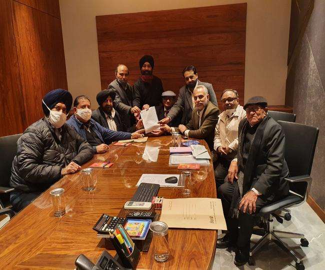 charanjeev filed nomination for the post of chairman of chandigarh vyapar mandal