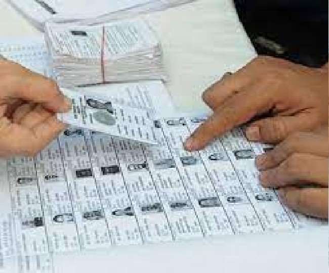 https://www.jagranimages.com/images/newimg/05012022/05_01_2022-moradabad_new_voter_list_22355986.jpg