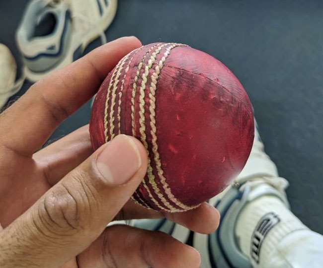इस भारतीय क्रिकेटर ने लाल गेंद से की ये विनती, किया भावुक कर देने वाला ट्वीट