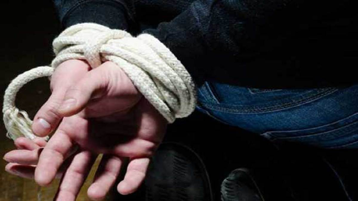 kaushambi news molested victim father hatched kidnapping plot himself so that accused did not get bail