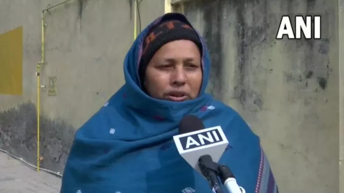 कंझावला केस पर निधि की मां का बयान- बहुत घबराई हुई थी मेरी बेटी, गलत बोल रही मृतका की मां