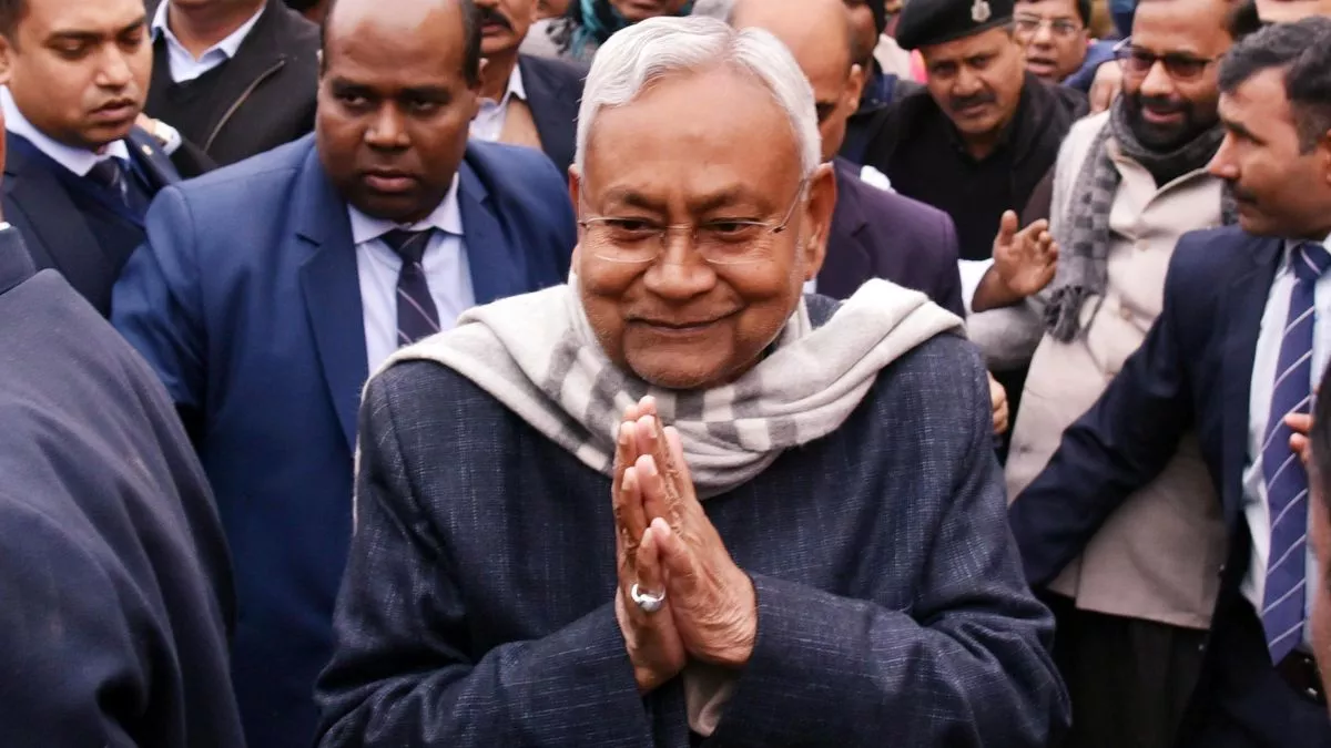 CM Nitish Kumar: सीएम नीतीश की समाधान यात्रा आज से शुरू, पश्चिम चंपारण में  विकास कार्यों का लेंगे जायजा - CM Nitish kumar samadhan yatra starts from  today will take stock of