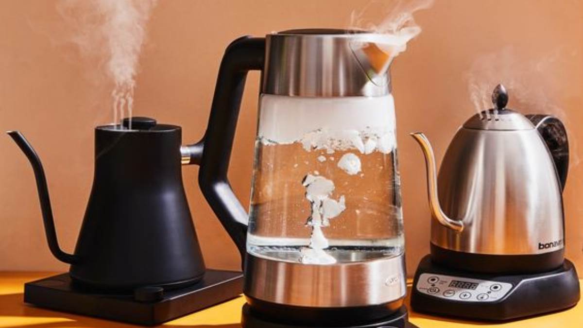 पानी गर्म करने के लिए महंगे ओवन नहीं इन Best Electric Kettle को लाये घर, फटाफट बनेगी चाय और मैगी भी