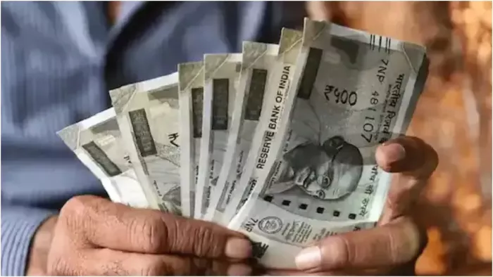 गलती से जारी हुए दो और तीन बार वजीफे, वापस लेने में निकले पसीने
