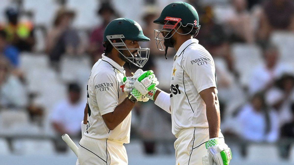 https://www.jagranimages.com/images/newimg/05012025/05_01_2025-sa_vs_pak_test_2_23861717.jpg