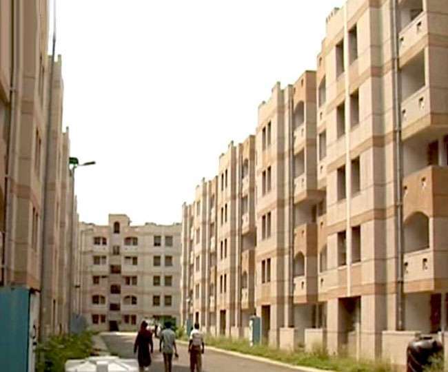 Flats In Delhi दिल्ली में 8 लाख से लेकर 2 करोड़ रुपये तक फ्लैट खरीदने