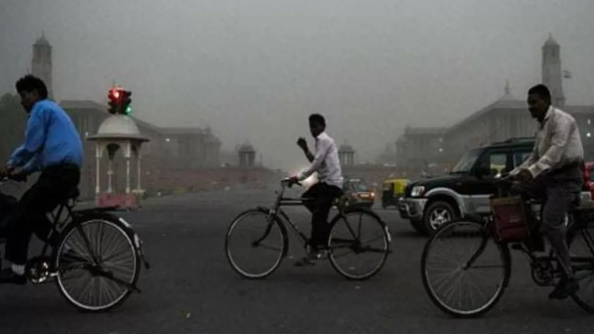 Delhi-NCR Weather Update: दिल्ली-NCR के तापमान में हो रहा है उतार-चढ़ाव, सर्दी से जल्द मिलेगा छुटकारा