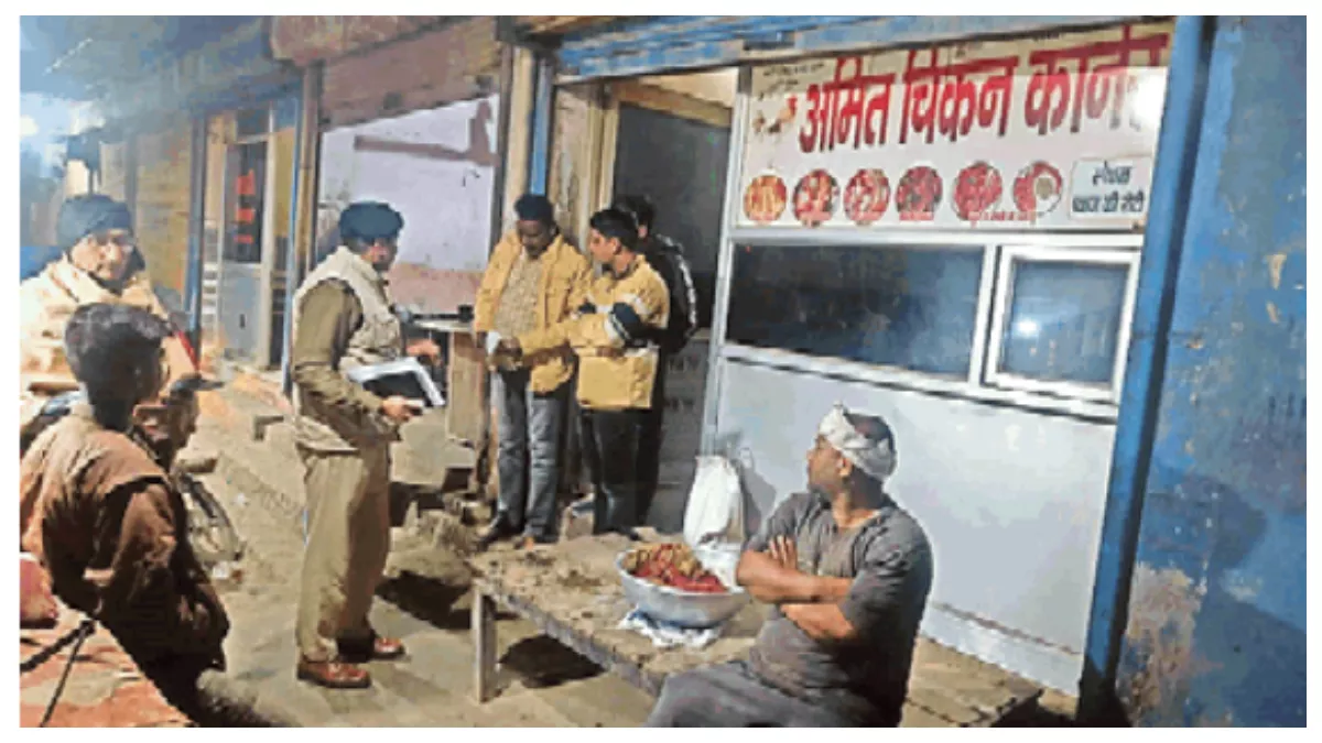 अहाता और दो चिकन कार्नर पर पिलाई जा रही थी शराब, संचालकों पर मामला दर्ज