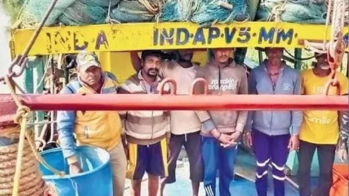 ओडिशा के गहिरमाथा में अवैध रूप से मछली पकड़ने के आरोप में 19 मछुआरे गिरफ्तार
