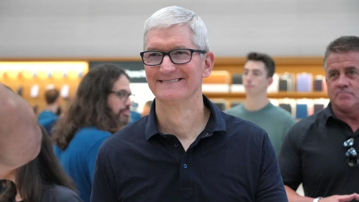 Apple CEO Tim Cook Praises Vishal Bhardwaj Short Film Fursat, Pic courtesy- Jagran files