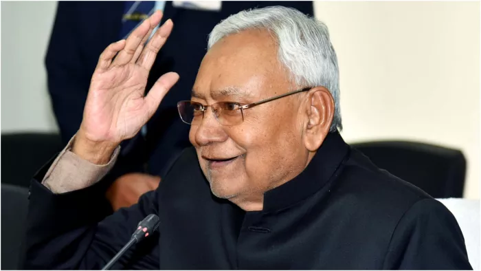 'हम भी खेला कर सकते हैं...', फ्लोर टेस्ट से पहले नीतीश के मंत्री का बड़ा बयान