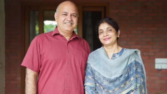 बीमार पत्नी से हफ्ते में एक बार मिल सकेंगे पूर्व डिप्टी सीएम मनीष सिसोदिया।