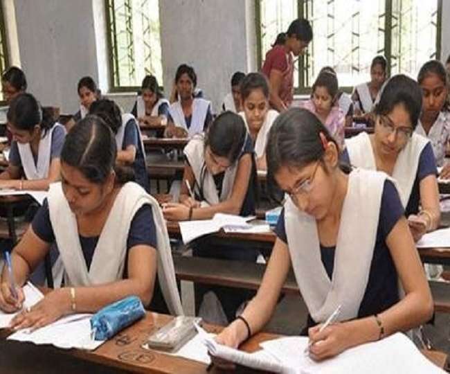 UP Board Exam 2020: यूपी के इन केंद्रों पर रद्द हुई बोर्ड परीक्षा, जारी हुआ  नया शेड्यूल
