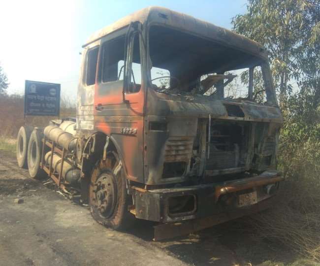 traumatic accident in charkhi dadri heavy collision in truck bike a young man burnt alive
