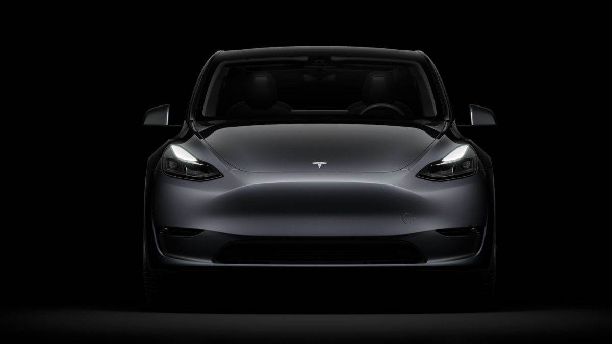 https://www.jagranimages.com/images/newimg/05032023/05_03_2023-tesla_y_model_23348213_173652810.jpg