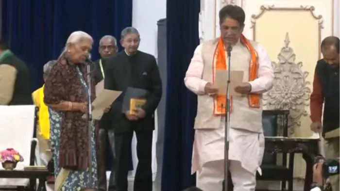 साहिबाबाद से विधायक सुनील शर्मा ने ली मंत्री पद की शपथ