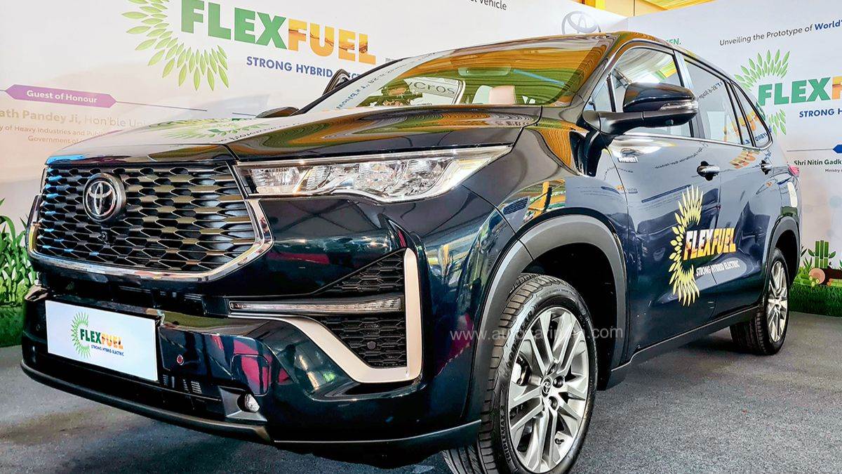 https://www.jagranimages.com/images/newimg/05032024/05_03_2024-flex_fuel_innova_1_23667951.jpg