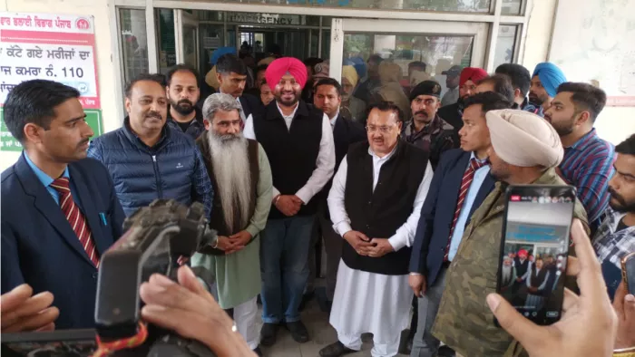 निगम को ताला लगाने के आरोप में कांग्रेस सांसद गिरफ्तार।