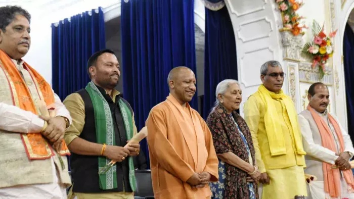 लखनऊ: योगी आदित्यनाथ मंत्रिमंडल में शामिल हुए चार और मंत्री।