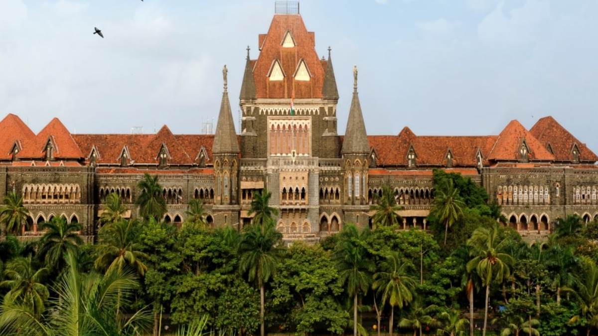 badlapur school sexual assault case 5 cops indicted in magistrate report on encounter of accused