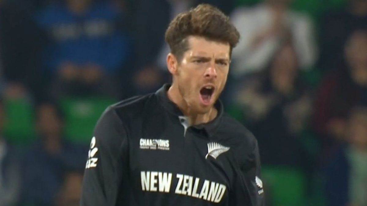 https://www.jagranimages.com/images/newimg/05032025/05_03_2025-mitchell_santner_23895371.jpg
