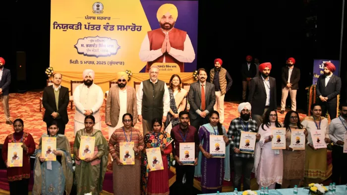 पंजाब में 763 पदों के लिए उम्मीदवारों को नियुक्ति पत्र बांटे (सीएम मान एक्स हैंडल)