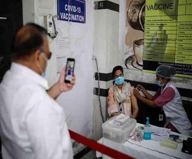 देश में 16 जनवरी से शुरू हुआ था कोरोना का टीकाकरण