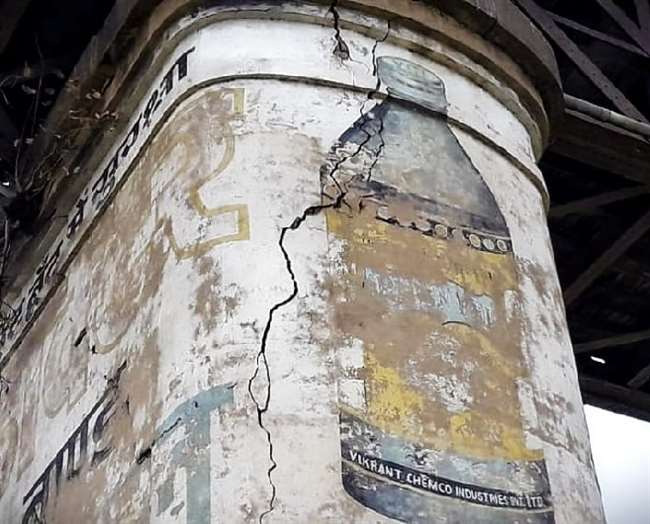 अंग्रेजों द्वारा गंगा नदी पर बनवाया गया था अलग तरह का पुल।