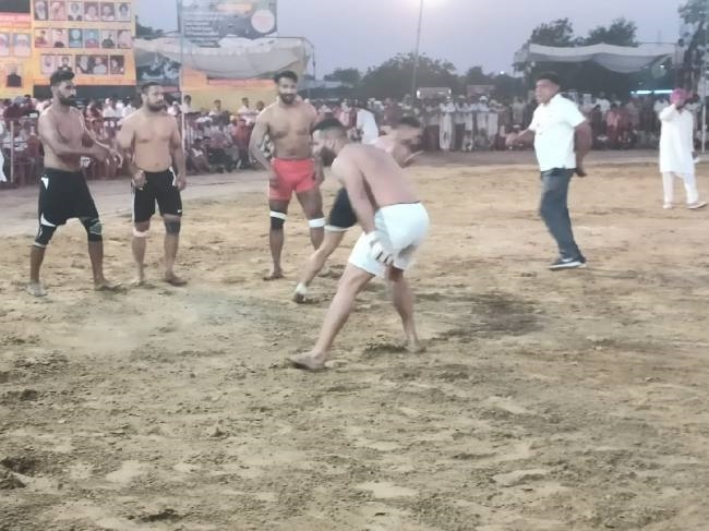 https://www.jagranimages.com/images/newimg/05042022/05_04_2022-05sir_4_05042022_237-c-2_22600994_164443.jpg
