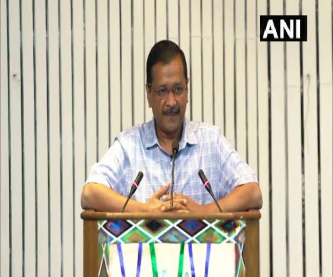 दिल्ली के पदक विजेताओं और भाग लेने वाले खिलाड़ियों के सम्मान समारोह में CM अरविंद केजरीवाल