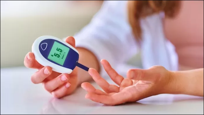 Diabetes Complications: इन 6 खतरनाक बीमारियों का कारण बन सकती है डायबिटीज!
