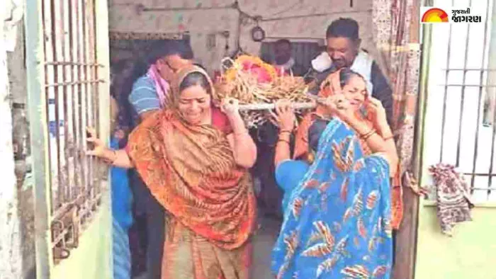 बेटे ने पहले की मां की हत्या फिर खुद की सुसाइड