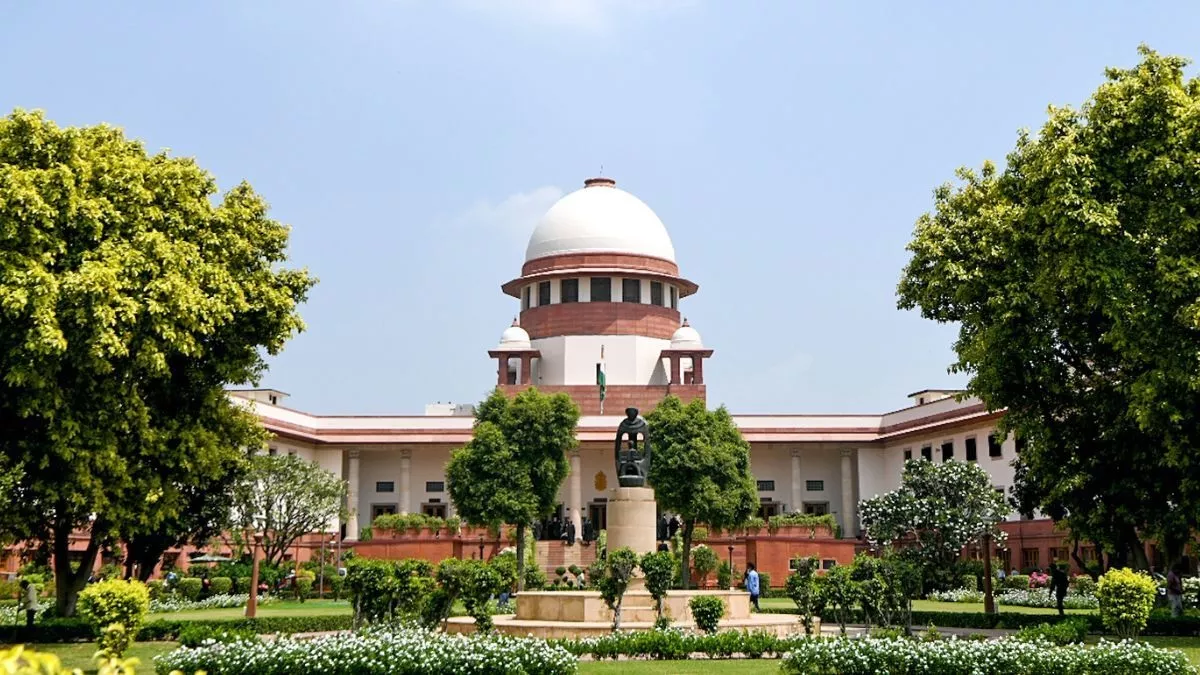 इलाहाबाद हाई कोर्ट के फैसले पर रोक