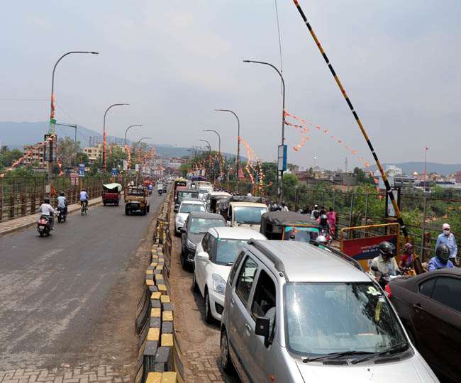 India Lockdown फिर मानगो ब्रिज पर लगी वाहनों की लंबी कतार Jamshedpur