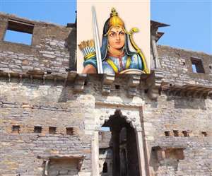 सुल्तान बहादुर शाह ने जब रायसेन किले को घेरा तो रानी दुर्गावती ने कहा- झुको मत, लड़ो