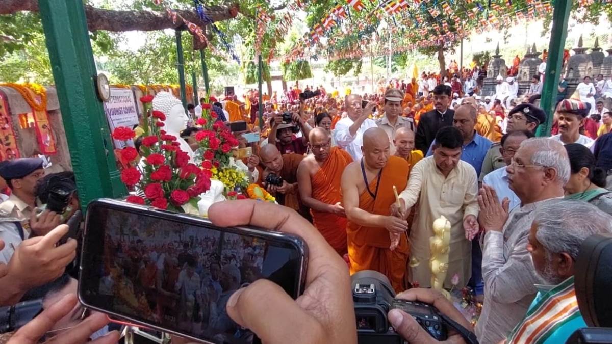 https://www.jagranimages.com/images/newimg/05052023/05_05_2023-budh_jayanti_in_bodhgaya_23403446_104010773.jpg