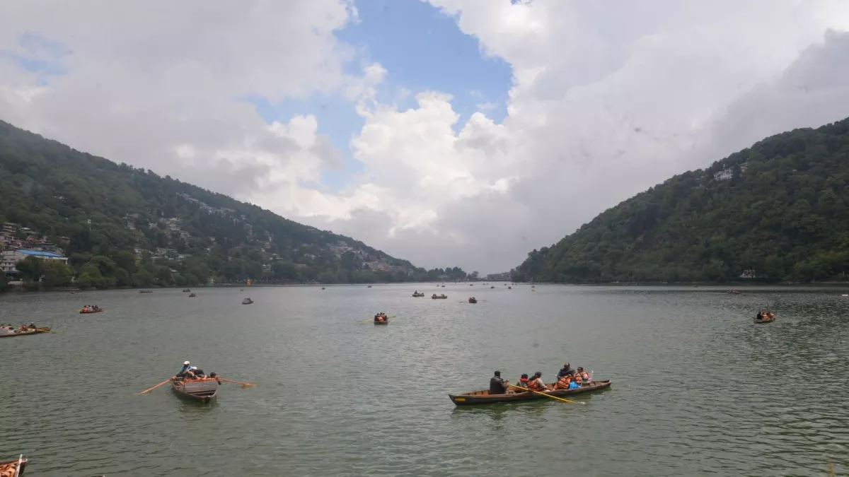 Uttarakhand Weather Update: खराब मौसम से मिली राहत, लोगों ने ली राहत की सांस; नैनीताल में बढ़ने लगे पर्यटक