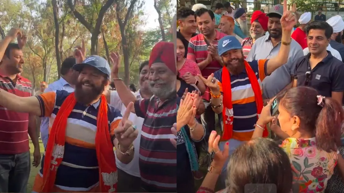 BJP Candidate Hansraj Hans: हंसराज हंस का नया अंदाज...पार्क में लोगों के साथ किया भांगड़ा, समर्थकों के साथ खिंचवाई फोटो