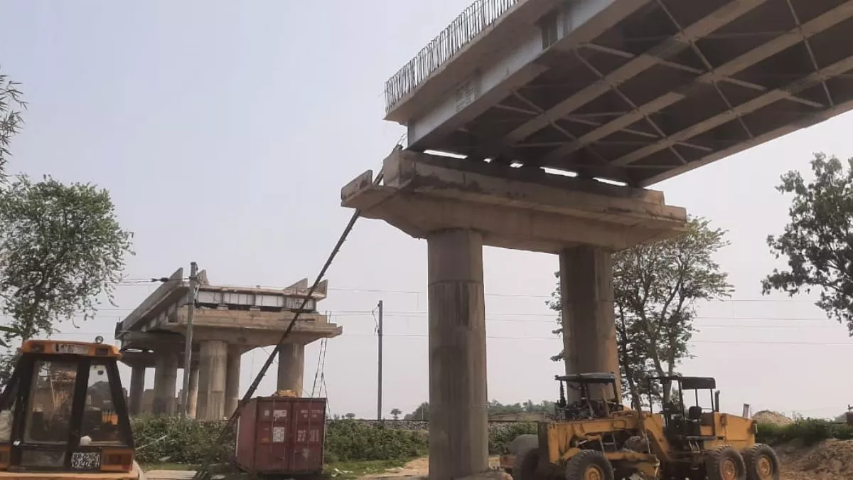 Madhepura News: मधेपुरा में दर्दनाक हादसा, ROB निर्माण कार्य के दौरान पैनल गिरने से मजदूर की मौत