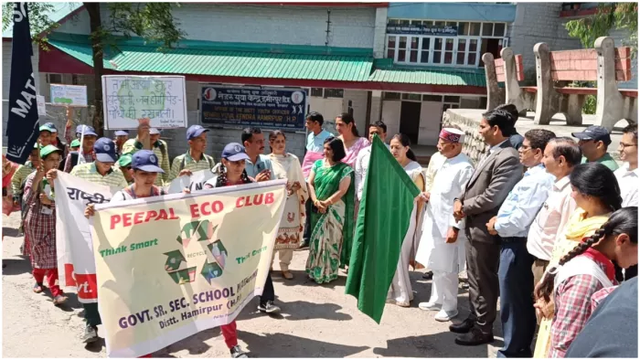 विश्व पर्यावरण दिवस पर हमीरपुर में निकाली गई जागरूकता रैली। जागरण