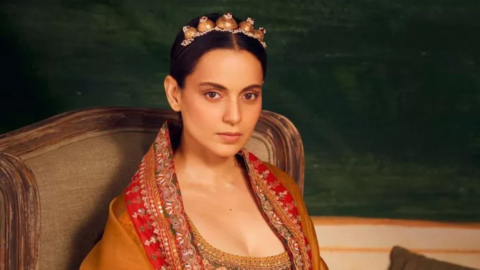 Kangana Ranaut bashes out on those who called traditional Jewellery a crown- Photo/Instagram